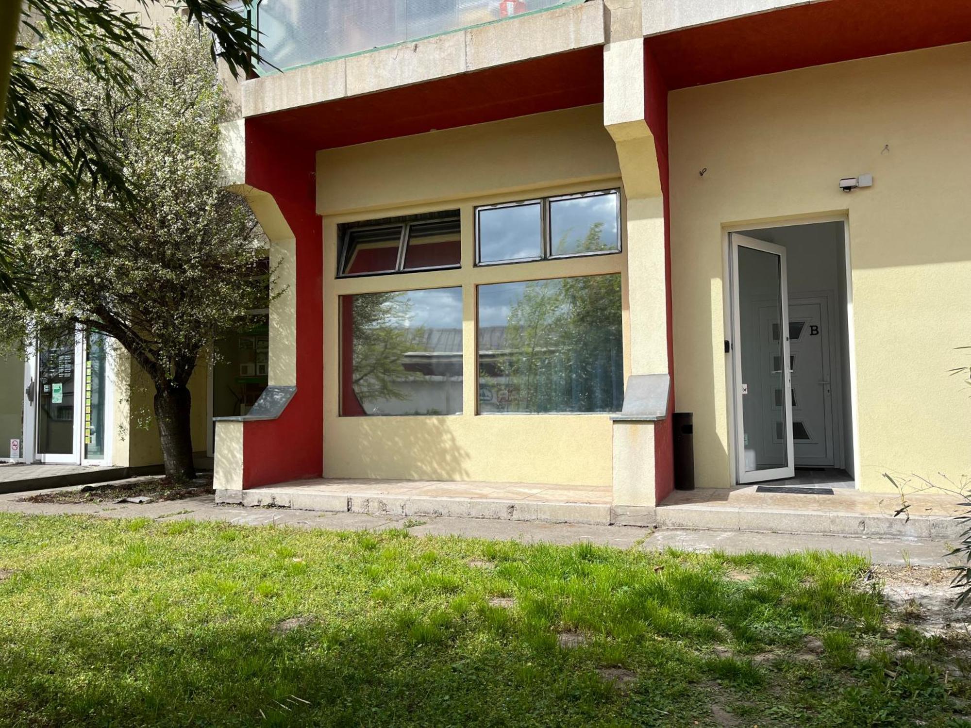 Centr00M Apartman Dunafoldvar الغرفة الصورة